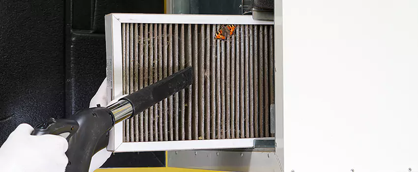 Clogged Air Duct Cleaning Process in Round Lake Beach, IL